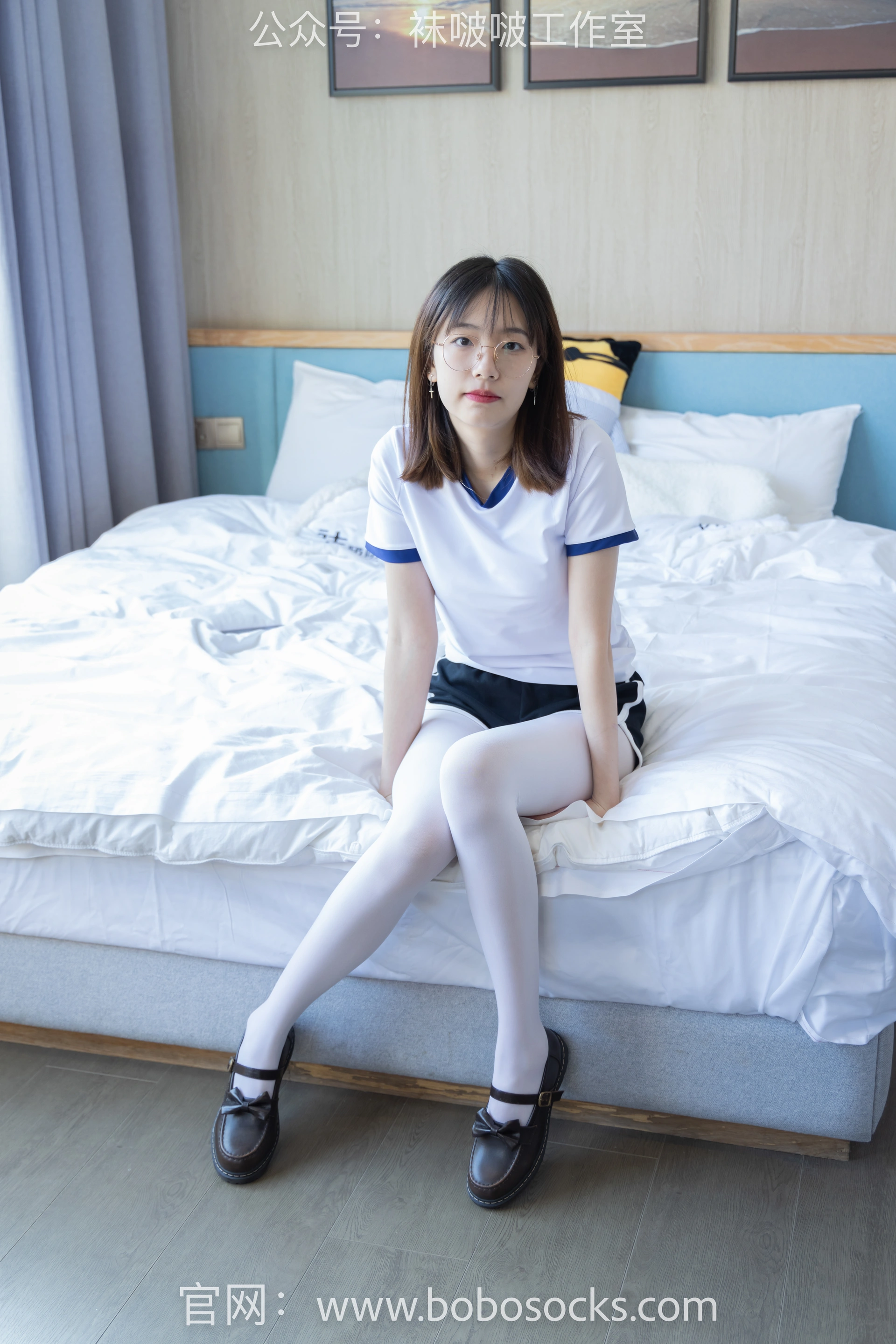 [BoBoSocks袜啵啵]NO.108 小甜豆-皮鞋、厚白丝、踩奶油蛋糕剧情 3